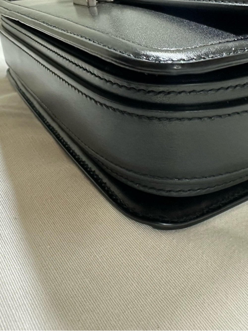 Saint Laurent Black Leather solferino medium Crossbody with Silver YSL Logo bag - Picture 4 of 9